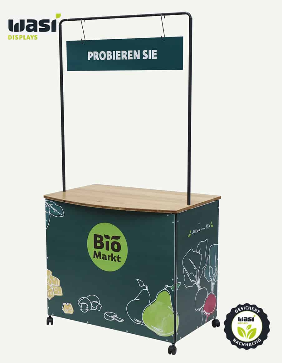 Verkostungstische aus nachhaltigem Holz.